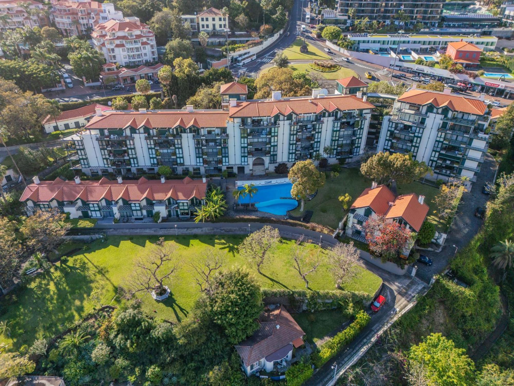 Luxury Oceanfront At Reid'S Gardens Funchal (Madeira) Exterior foto